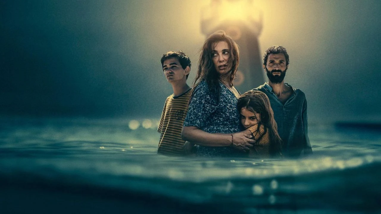 فيلم من وراء الموج 2025
